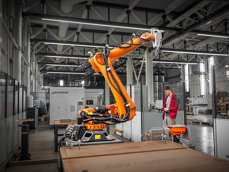 File:Модернизация роботизированного комплекса.jpg